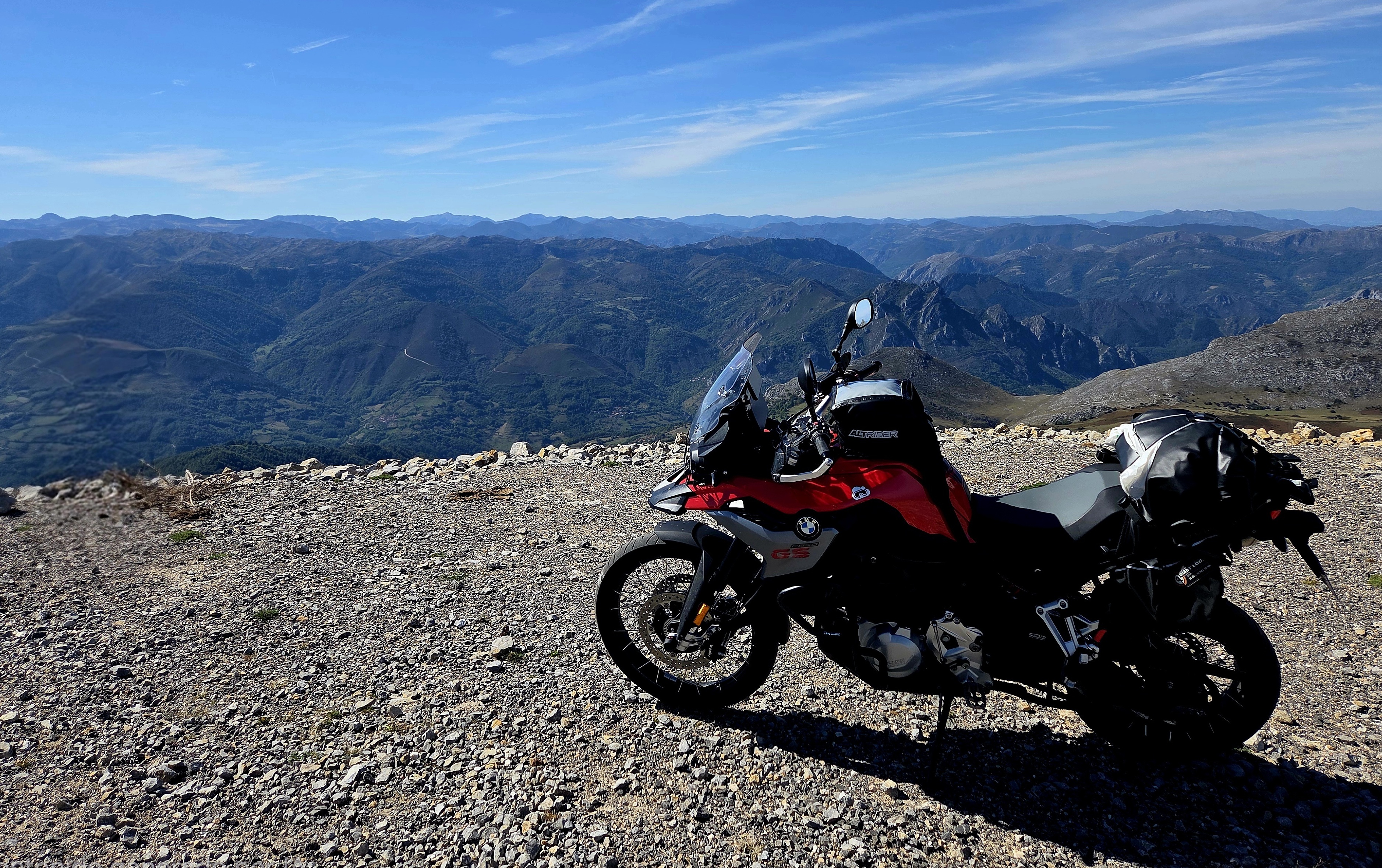 Angliru y Gamoniteiro: Los gigantes de Asturias