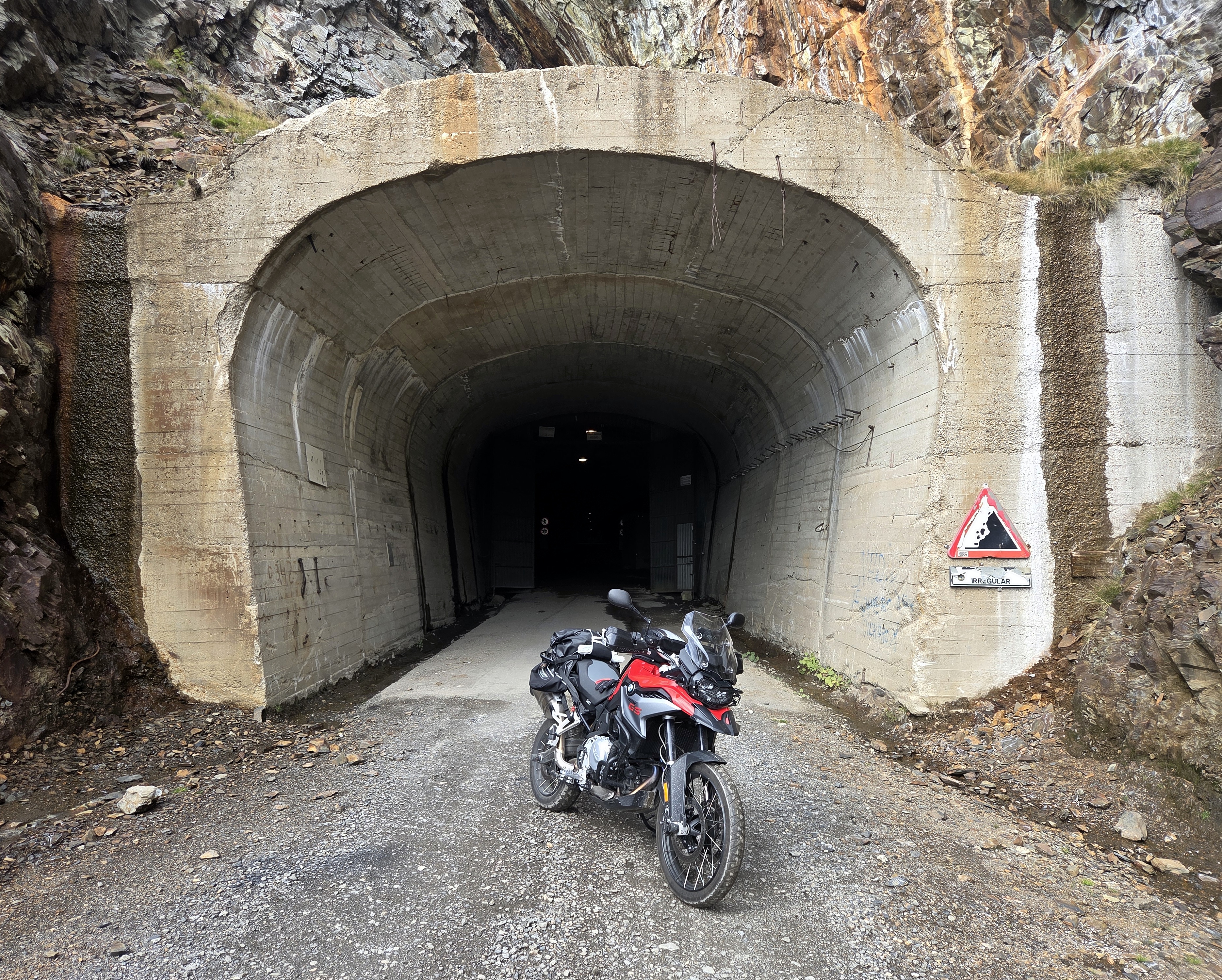 Entrada del túnel del Llauset